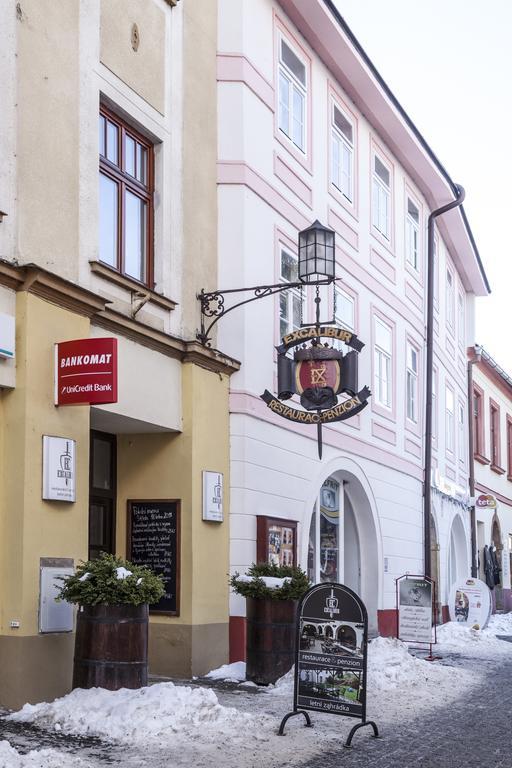 Excalibur Penzion A Restaurace Moravska Trebova Ngoại thất bức ảnh